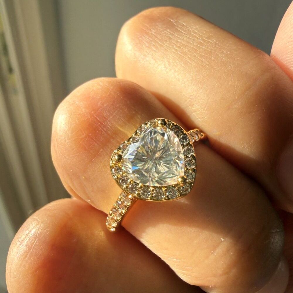 1.2 CT Heart-Cut Moissanite Halo Ring – Size 6